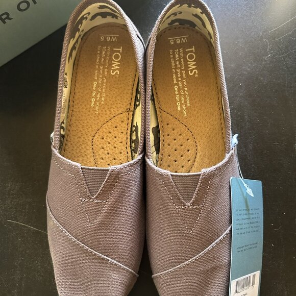 New! TOMS Women's Ash Canvas Classic - Picture 4 of 8